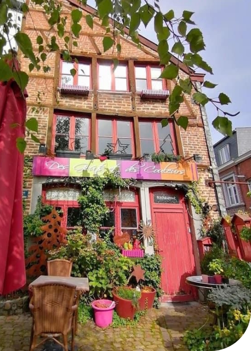 Façade Des Goûts et des Couleurs